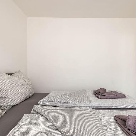 Cozy Renovated Apartment Close To Schoenbrunn Palace Viena Exterior foto